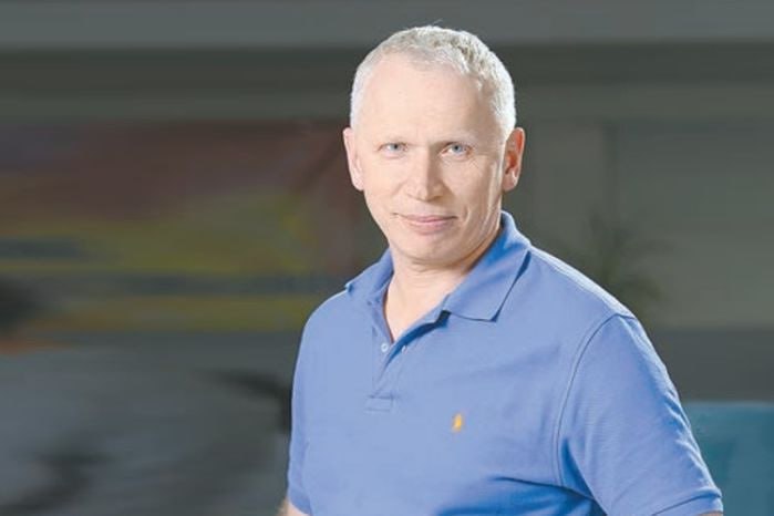 Андрей Годовалов насолил налоговой и угодил в международный розыск.  На банкротстве приключения бывшего совладельца аптечной сети «Аптека от склада» Андрея Годовалова не закончились. Бизнесмена заочно арестовали в Перми и объявили в международный розыск за уклонение от уплаты налогов в особо крупном размере, совершенном с деловым партнером Николаем Шавриным.  Выездная налоговая проверка за 2016-2018 годы выявила недоимку по НДС в 351,9 млн рублей. Общая сумма доначислений на 15 августа 2022 года вместе со страховыми взносами, пени и штрафом превысила 698,8 млн рублей.  ООО «Годовалов» было ликвидировано в октябре 2023 года.Тогда же Андрей Годовалов предусмотрительно уехал из страны и больше не возвращался. По версии следствия, пермский предприниматель, признанный банкротом в марте прошлого года, обосновался в Турции.   У Шаврина перспективы примерно те же — его уголовное дело с аналогичными обвинениями направлено в прокуратуру Пермского края.
