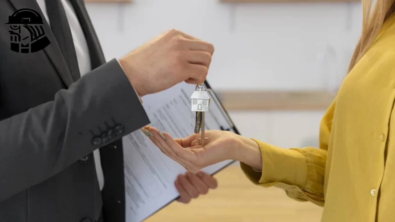 Плату за оценку жилья при его покупке за маткапитал отменят Депутаты Госдумы предлагают отменить плату за оценку жилья при покупке на материнский капитал если дом построен не более пяти лет назад Сейчас в 26 регионах России за такую оценку приходится платить до 40 тысяч рублей что тяжело для многих семей с детьми Ранее был введён закон который требует проверять подходит ли жильё для проживания чтобы защитить материнский капитал от мошенников Экспертизу проводят специальные комиссии Эксперты сходятся во мнении что закон необходимо доработать