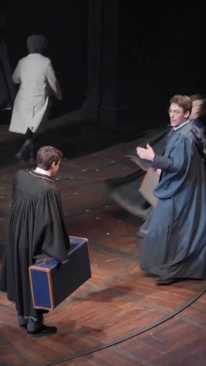 Том Фелтон вернулся к роли Драко Малфоя в бродвейском спектакле 'Гарри Поттер и Проклятое дитя'