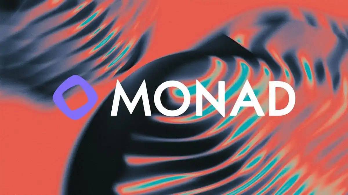 Monad разворачивают тестовую сеть  Monad - это Layer1-блокчейн, построенный на EVM и ориентированный на TPS  скорость транзакций , основанный бывшим разработчиком Jump Trading.   Проект собрал $244 млн от DragonFly Capital, Paradigm, Shima Capital, OKX Ventures, Electric Capital, Lemniscap, Naval Ravikant и других фондов.  В марте в ходе тестирования сети, у команды получилось добиться 10 000 TPS, т.е. обработать 10 000 транзакций за 1 секунду в 1 блоке, а это означает, что Monad сможет обрабатывать 1 млрд транзакций в день. Блокчейн, который строится на EVM смог добиться таких результатов, потому что решил создать новую EVM с нуля, вместо того, чтобы клонировать кодовую базу Ethereum.  Ранее у них в документации была информация об их токене $MON, который будет использоваться для оплаты транзакций, но позже команда удалила информацию об этом. Если это действительно так, то в майнет проект уже выйдет с токеном и нам нужно не упустить шанс отработать их будущий тестнет или возможные кампании.  Сегодня появилась информация, что Monad начали разворачивать тестовую сеть и известный криптотрейдер под названием Cobie выложил интересный твит, в котором написал, что он сделал транзакцию и это было быстро.  Пока что мы добавить тестовую сеть не можем, но уже чувствуется, что совсем скоро мы отрабатывать этот проект, поэтому следим и ждем новых анонсов.  Помимо он-чейн активности, все еще можно проявлять активность в их дискорде.  IDO research   Chat   NFD   Combine - софт для мультиаккеров