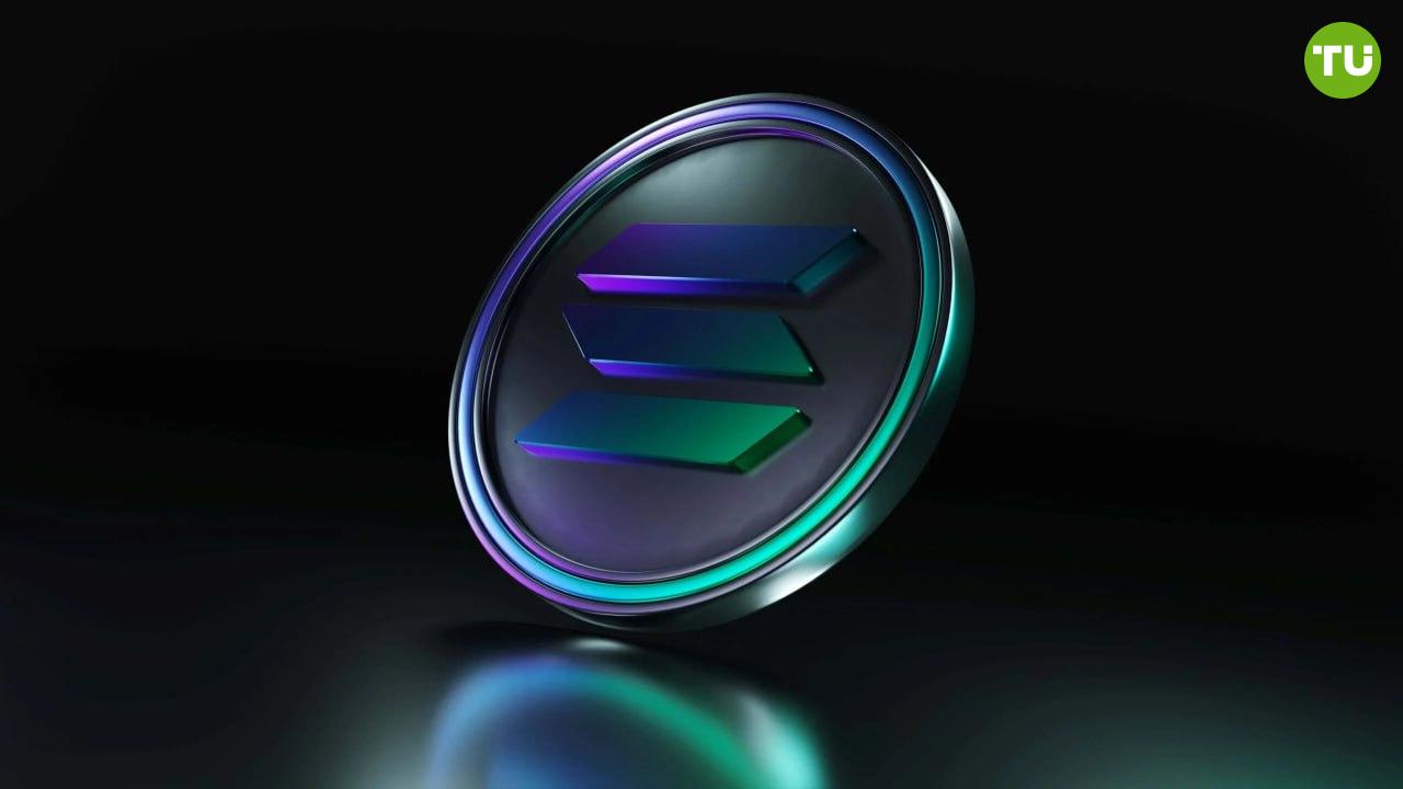 REX-Osprey запускают первый в США Solana staking ETF  Компании REX Shares и Osprey Funds официально запустили REX-Osprey Solana + Staking ETF  тикер SSK  на бирже Cboe BZX, сделав его первым стейкинговым ETF на Solana, торгующимся в США.    В первый день торгов объём составил $33 млн, а приток средств — $12 млн.  Новый ETF предоставляет не только доступ к спотовому SOL, но и позволяет получать доход от стейкинга, что способствует безопасности и эффективности сети Solana.