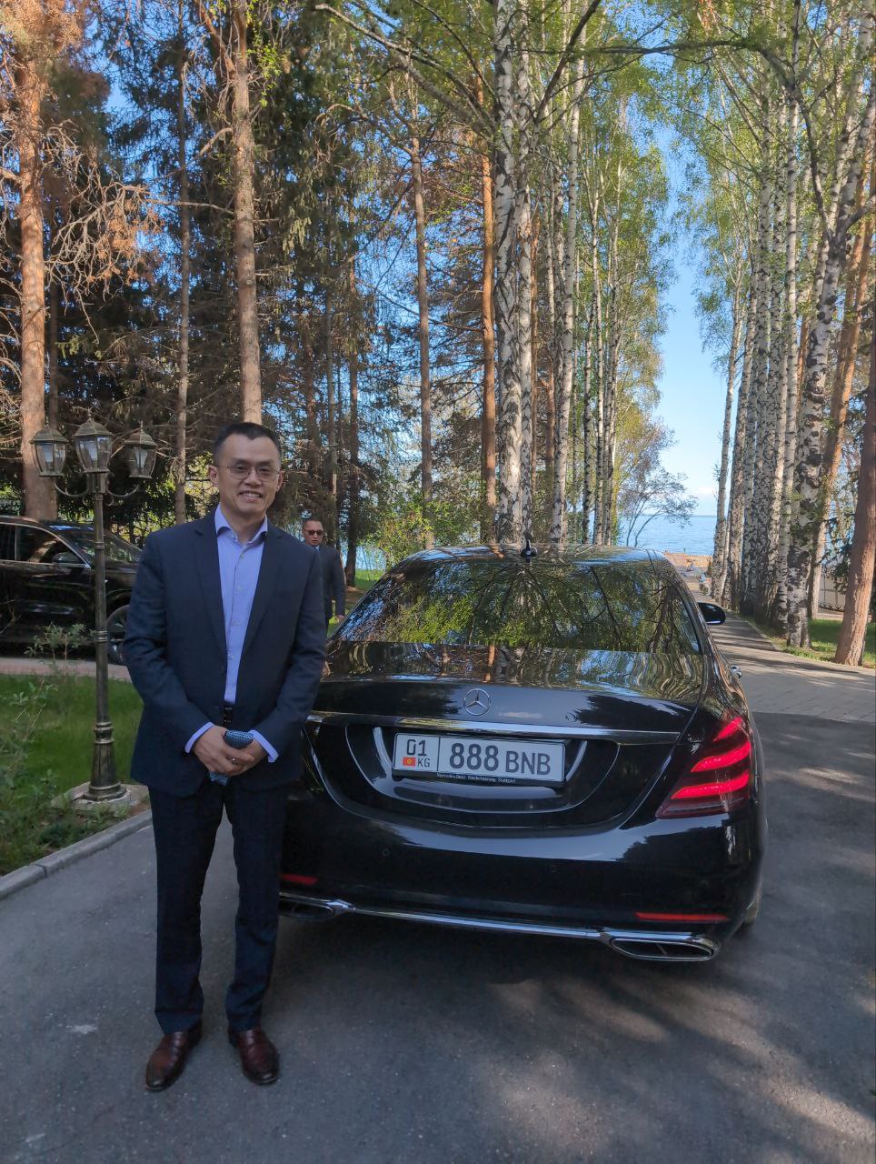 CZ сгонял в Кыргызстан, покатался там на машине с номером 888 BNB и дал рекомендацию местным властям создать крипторезерв с BNB и BTC на старте.