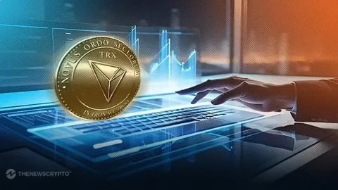 Доход блокчейна TRON достиг рекордных $151 млн в третьем квартале, что почти на 30% больше предыдущего, сообщили аналитики Messari  Рост совпал с ажиотажем вокруг мем-токенов, в период с 12 августа по 30 сентября на платформе SunPump было запущено 89 000 монет, что привело к росту DEX-транзакций на 487%  Дневной рекорд в более чем 7500 токенов на SunPump зафиксирован 20 августа, а 21 августа было сожжено больше TRX, чем за любой другой день за все время существования сети, с тех пор ажиотаж снизился, достигнув к сегодняшнему дню минимальных значений