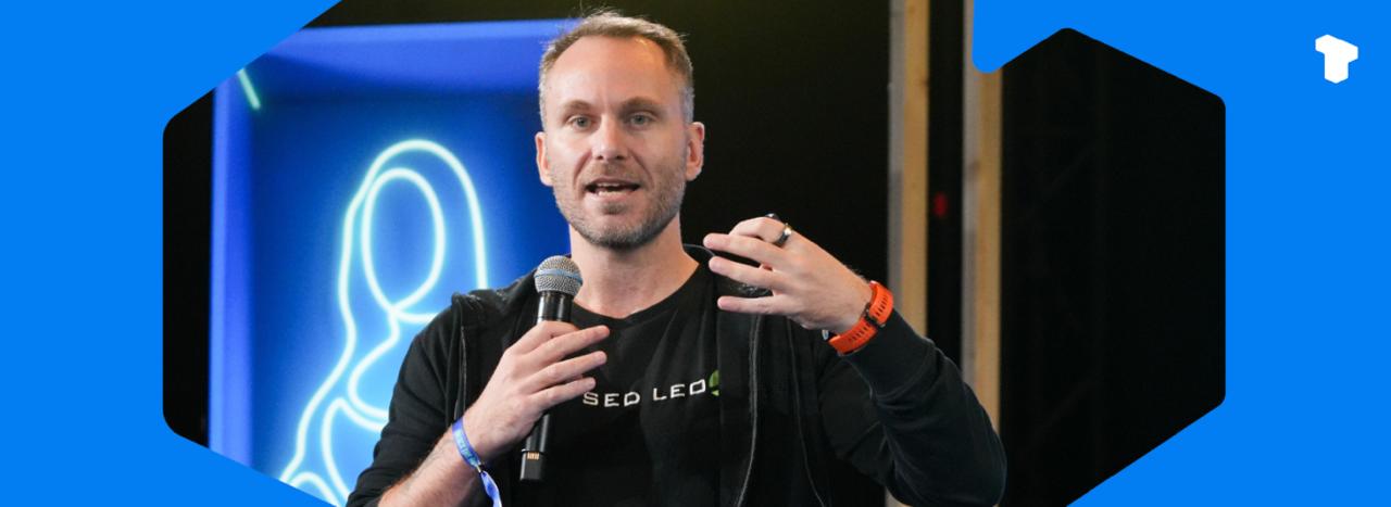 Генеральный директор Tether Паоло Ардоино заявил, что к концу 202 года компания намерена стать крупнейшим в мире биткоин-майнером. Он подчеркнул, что майнинг — это стратегический шаг для обеспечения своих активов BTC на сумму более $10 млрд. Tether уже инвестировала более $2 млрд в майнинговую и энергетическую инфраструктуру по всей Латинской Америке, хотя ее текущий хешрейт остается нераскрытым. Телеграм Х Сообщество Источник