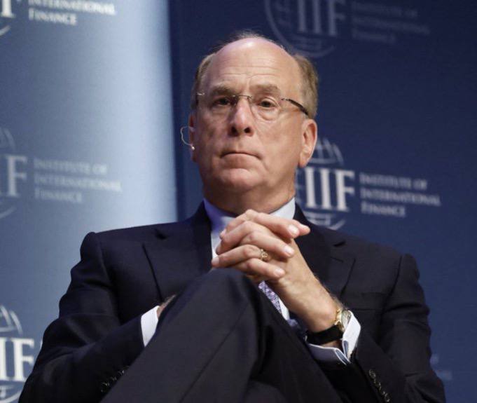 BlackRock ставит перед собой цель к 2030 году управлять криптоактивами на сумму более $50 млрд, стремясь стать крупнейшей в мире компанией по управлению криптоактивами