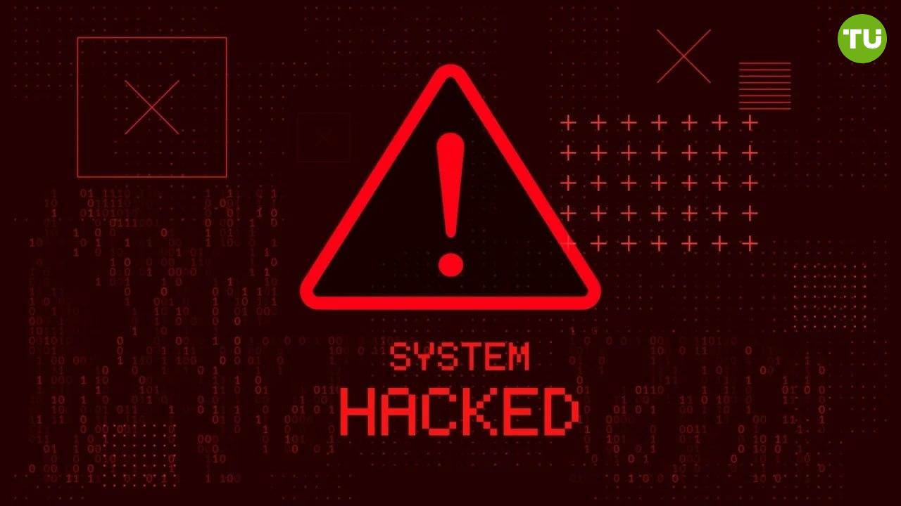 Хакеры Lazarus используют Zoom для взлома криптокошельков Бывший руководитель Animoca Мехди Фарук лишился всех своих средств из-за конференции в Zoom с якобы знакомым коллегой. На запланированной встрече не было звука и ему порекомендовали обновить Zoom. Фарук перешел по ссылке обновления и через минуту шесть его криптокошельков оказались пустыми. ‼ О подобных попытках взлома сообщили также другие криптоинвесторы, включая основателей Mon Protocol , Stably и Devdock AI.