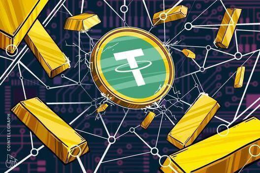 7,6 тонны золота: Tether раскрыла обеспечение XAUT Компания Tether сообщила, что по итогам II квартала в обращении находилось почти 250 000 «золотых» стейблкоинов XAUT . Это вторая официальная аттестация актива, запущенного в 2020 году. XAUT — «стабильная монета», привязанная к стоимости тройской унции золота стандарта London Good Delivery. По данным компании, его капитализация превысила $814 млн. Обеспечение составило 7,6 тонны, что немного меньше показателя прошлого квартала в 7,7 тонн. Эмитент уже продал XAUT на $617 млн. На конец июня нереализованная прибыль компании составляла $197 млн Токен доступен на биржах Kraken, KuCoin и Bitfinex. Он позволяет инвесторам получать доступ к драгоценному металлу без необходимости владеть им физически. Держатели могут обменять монеты на золото, хранящееся в швейцарских хранилищах. В Tether отметили, что популярность «золотого» стейблкоина растет. Этому способствует укрепление цены драгметалла, которая выросла на 27% с начала года. На момент написания золото торгуется по $3354. «Золотые цифровые активы вроде XAUT все чаще рассматриваются как важный инструмент хеджирования инвестиционных портфелей», — говорится в заявлении эмитента. Биржи для торговли, со скидкой на комиссию 20% BingX Bybit OKX Bitget Mexc BloFin. KuCoin