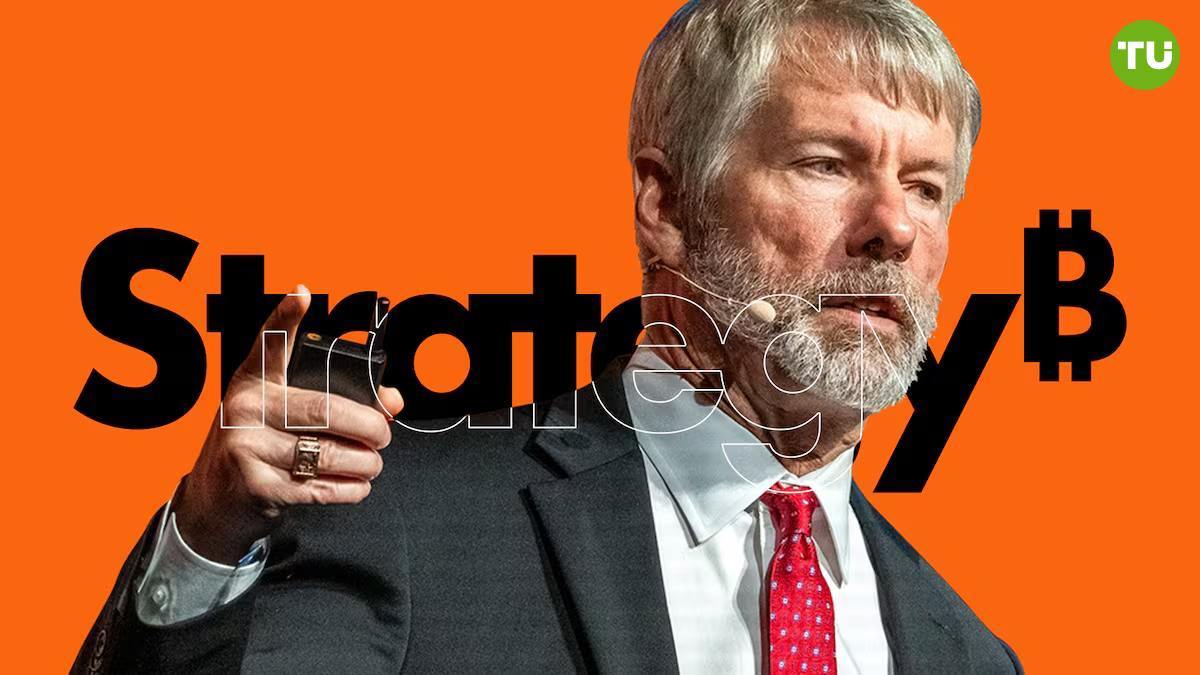 Покупки Strategy не влияют на цену биткоина Согласно исследованию TD Cowen покупки Strategy составляют около 3,3% от недельного объема торгов, а коэффициент корреляции между еженедельным объемом покупок BTC компанией и ценой актива в составляет всего 25%. Вывод прост - теория о том, что покупки биткоинов Сейлором поддерживают цену биткоина не имеет ничего общего с реальностью.