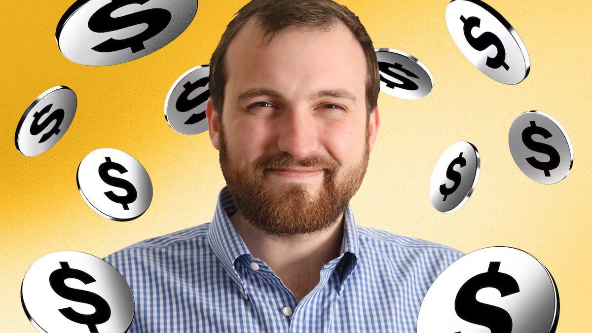Соучредитель Cardano планирует запустить стейблкоин с поддержкой конфиденциальности Чарльз Хоскинсон говорит, что Cardano работает над стейблкоином со встроенными функциями анонимности. Конфиденциальность и стабильная ценность — сочетание, которое наверняка встряхнет ситуацию.