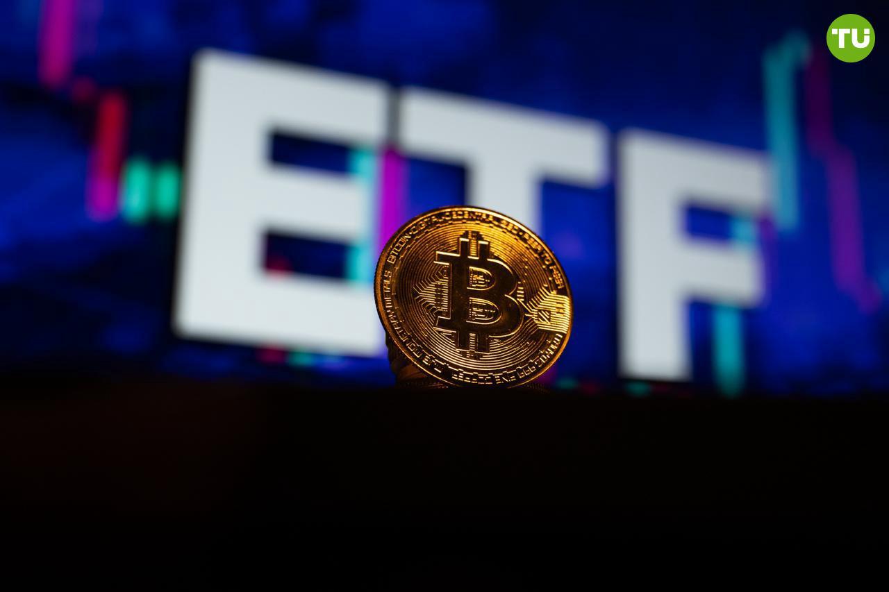 BTC ETF в плюсе, ETH ETF в минусе За прошедшие сутки BTC ETF показали приток в размере $6,4 млн. В то же время ETH ETF зафиксировали отток в размене $11,3 млн.