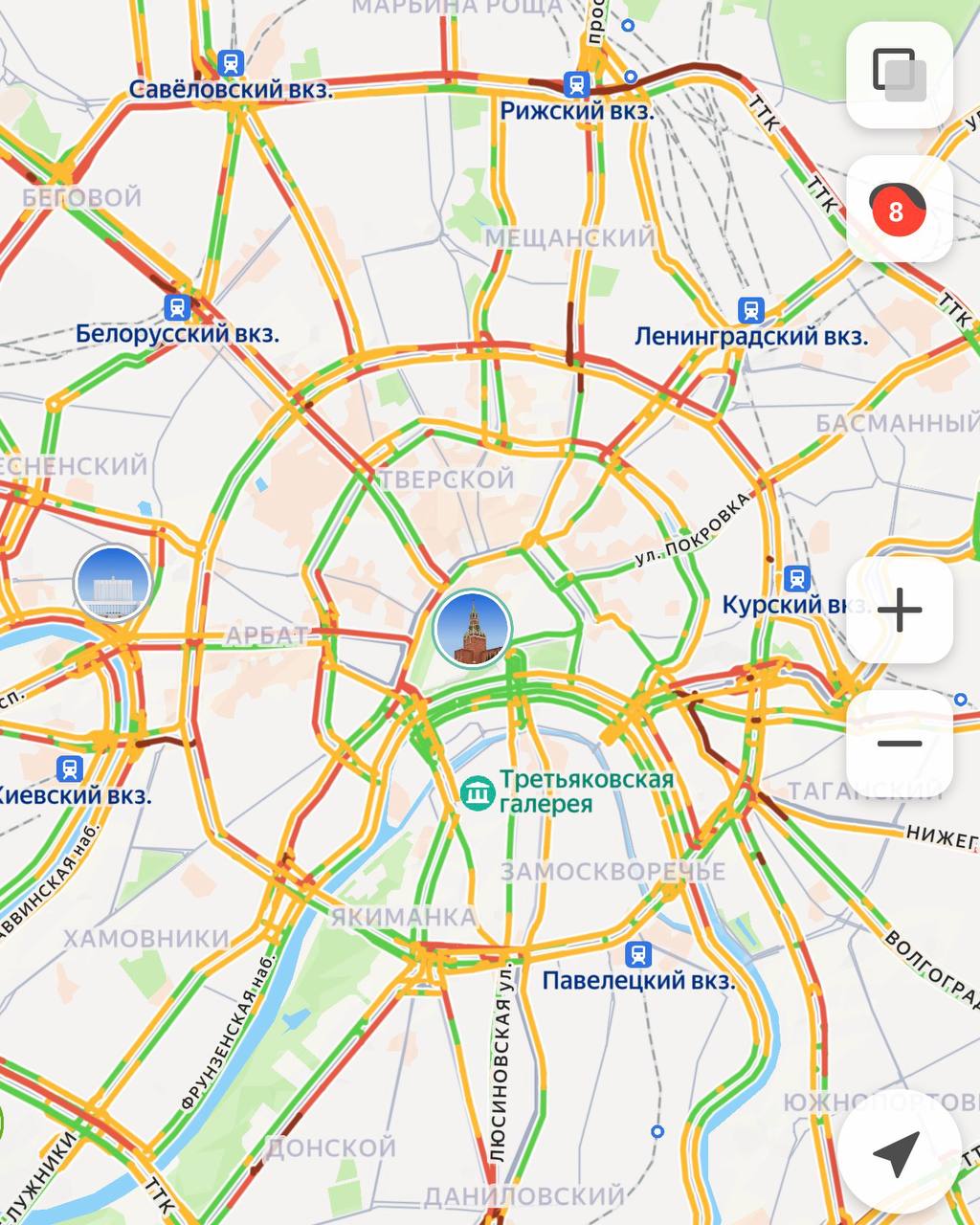8 балльные пробки уже сейчас на улицах Москвы