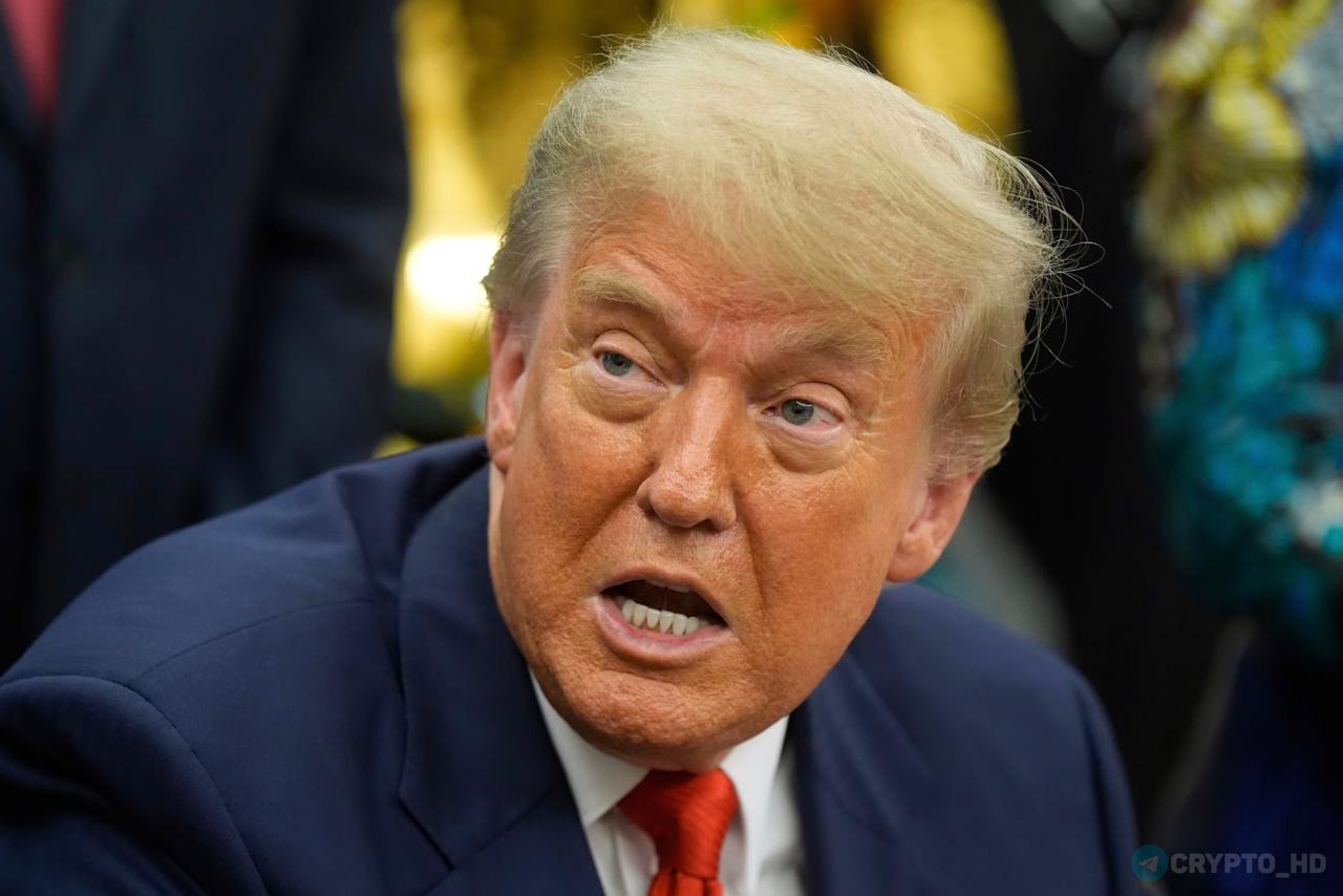 #торговаявойна    Дональд Трамп:    Мы можем ввести тарифы в размере 30-35% для Японии. - Я сомневаюсь, что у нас получится заключить сделку с Японией.  - Возможно, у нас будет сделка с Индией. - Я не думаю о продлении дедлайна для заключения торговых соглашений  9 июля .  У нас есть 2-3 кандидата на пост главы ФРС.   Ставка ФРС должна быть на 3% ниже.  Трансляция: ссылка  Crypto Headlines