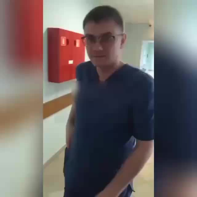 Суд признал видеосъемку врача незаконной и взыскал 300 тысяч рублей с обвинителя