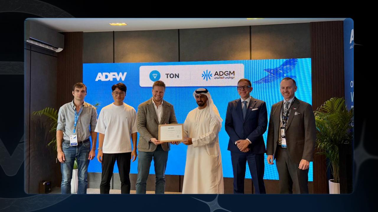 Блокчейн TON зарегистрирован в ADGM для глобального расширения Abu Dhabi Global Market ADGM – это международный финансовый центр, расположенный в Абу-Даби, основной целью ADGM является развитие финансовой и деловой среды, соответствующей международным стандартам. В рамках Abu Dhabi Finance Week, TON DLT Foundation официально объявила о регистрации под DLT Foundations Framework в Abu Dhabi Global Market ADGM . TON DLT Foundation сосредоточится на развитии экосистемы TON в регионах Ближнего Востока, Северной Африки MENA и Азиатско-Тихоокеанском регионе APAC . Фонд планирует активно поддерживать разработчиков, внедрять инновации и строить стратегические партнерства для укрепления лидерства TON в этих динамичных рынках. Ваш молниеносный