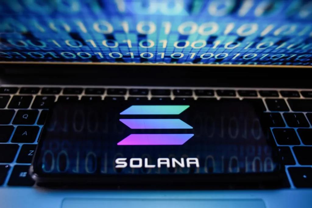 CME Group запустит фьючерсы на Solana 17 марта, предлагая контракты на 25 SOL и 500 SOL   Эксперты связывают это с возможным одобрением ETF.  Подробнее: cryptol.info/Solana  #Solana    Cryptol